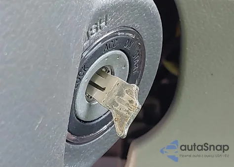 2007 Toyota Camry Le z USA, uszkodzony, nr VIN 4T1BE46K57U631593